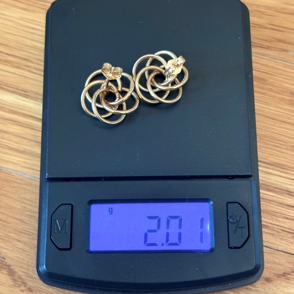 Swirl earrings 14k gold - Picture 4 of 6